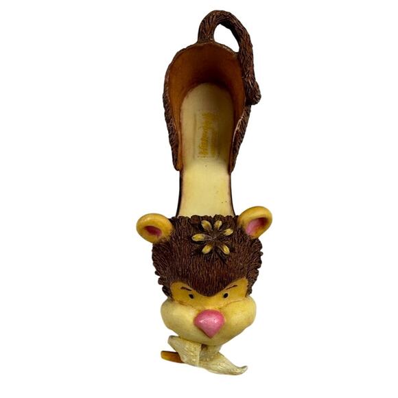 Willow Hall Shoo Shoo Figurine, Design No. 21, “Ooo Ooo” Monkey with Banana - Picture 7 of 9